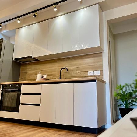 City Center Cozy Apartment Tiranë Ngoại thất bức ảnh